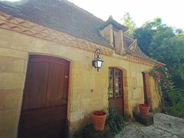 Domaine De La Barde In The Old Walnut Mill And Forge Apartment