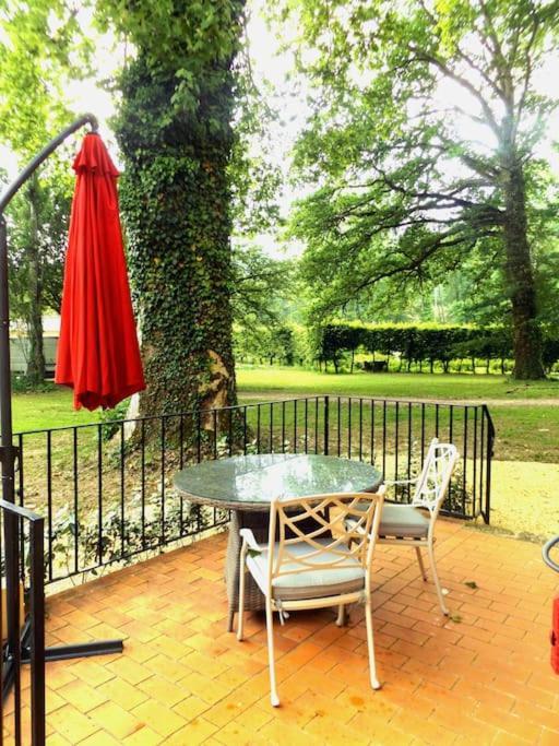 Domaine De La Barde In The Old Walnut Mill And Forge Apartment